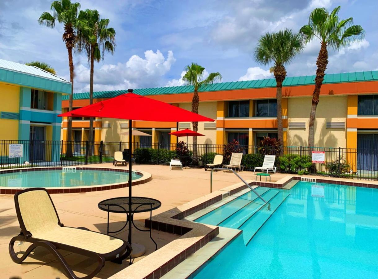 Bposhtels Orlando Florida Mall Exterior photo